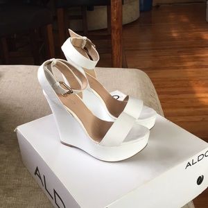 Aldo wedges